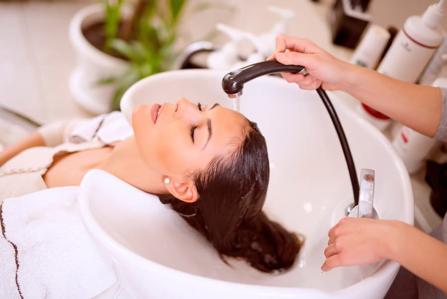 Especialistas en estética y belleza en Cee